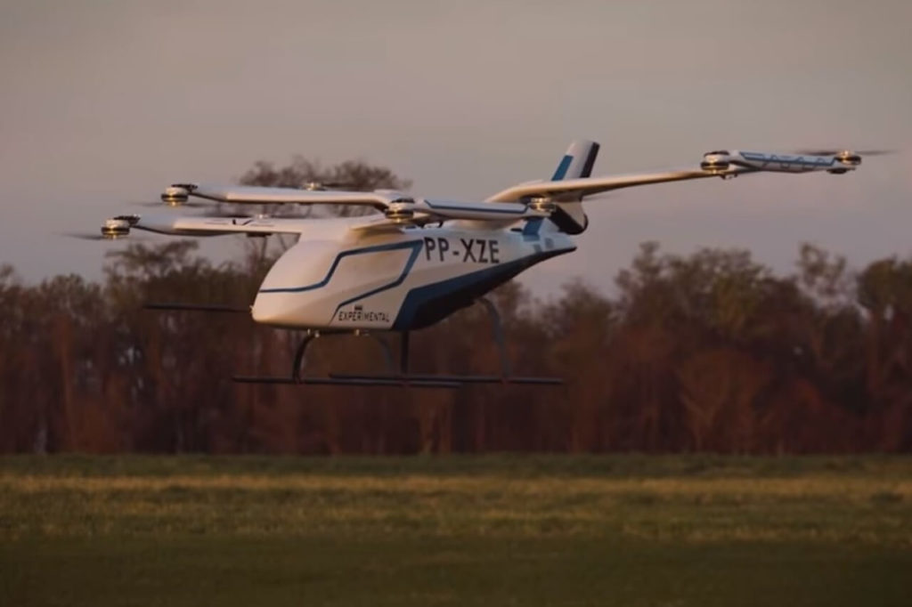 Embraer apresenta protótipo de carro voador elétrico