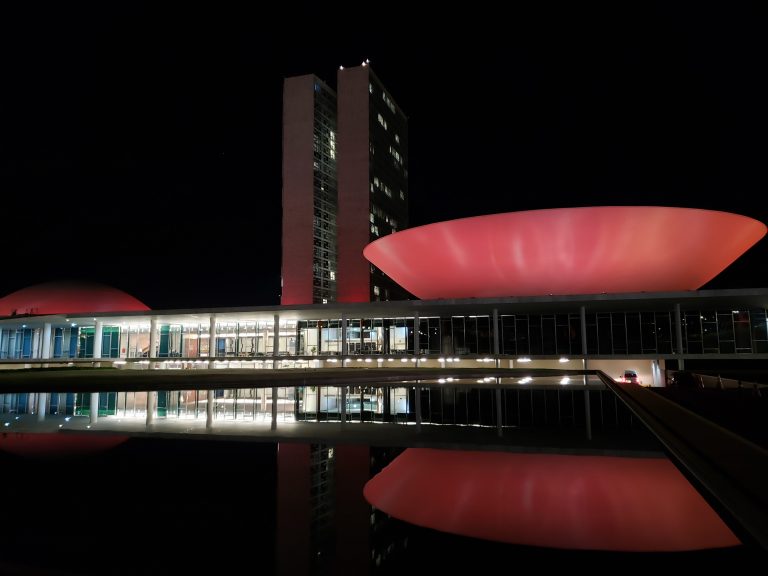 Congresso se ilumina de vermelho pelo Dia de Conscientização sobre a Doença Falciforme – Notícias