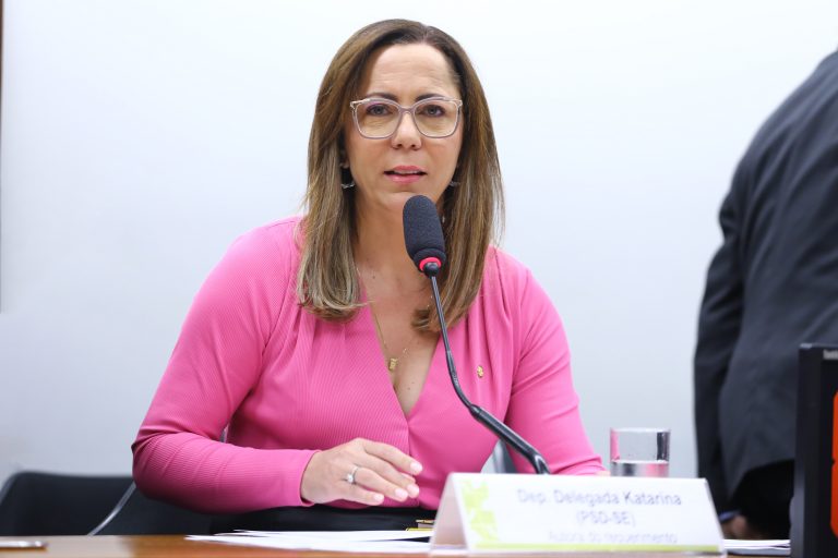 Comissão aprova projeto que permite ao motorista com deficiência apresentar novo laudo para adaptar carro – Notícias