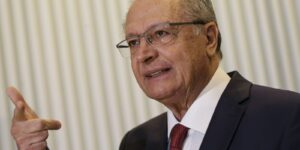 “Reforma tributária tem que ser agora”, defende Alckmin