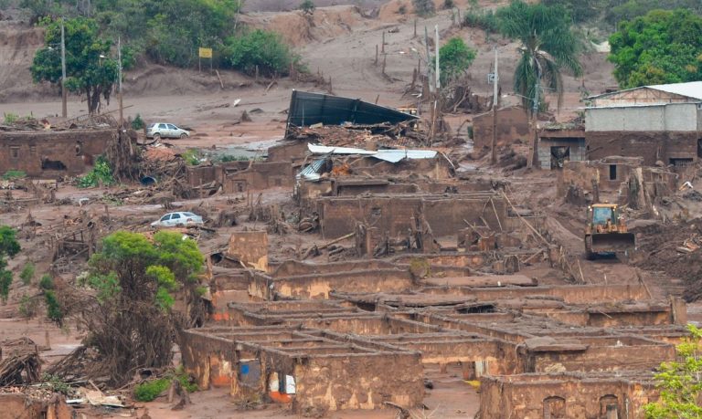 Comissão debate modelo de governança e situação socioambiental no Rio Doce após rompimento de barragens – Notícias