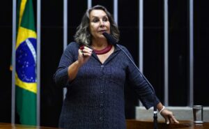 Comissão debate enfrentamento ao racismo na primeira infância – Notícias