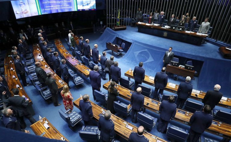 Congresso lembra pioneirismo de Santos Dumont em homenagem aos 150 anos do seu nascimento – Notícias