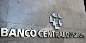 Crédito deve crescer 7,7% neste ano, prevê Banco Central