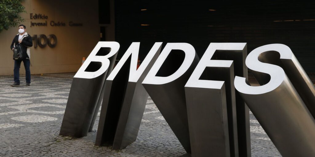 BNDES eleva investimentos na agropecuária em 50%