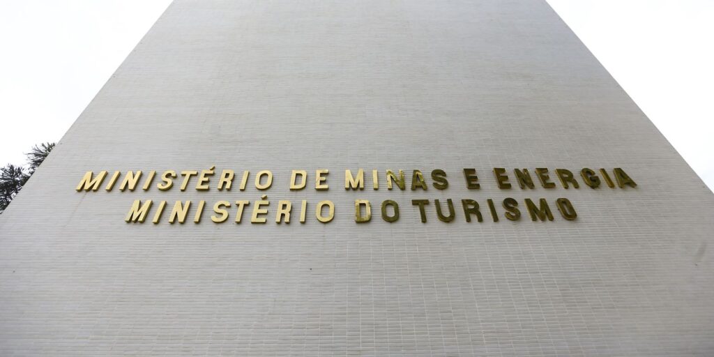 Planalto confirma troca no Ministério do Turismo