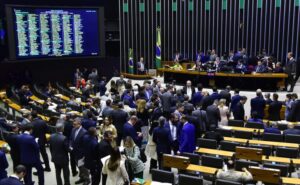 Câmara aprova texto-base da reforma tributária em primeiro turno; acompanhe – Notícias