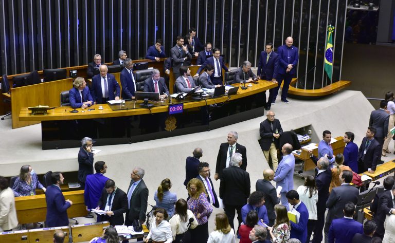 Deputados analisam projeto que retoma o Programa de Aquisição de Alimentos; acompanhe – Notícias