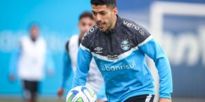 Brasileiro: Grêmio tenta frear líder Botafogo em Porto Alegre