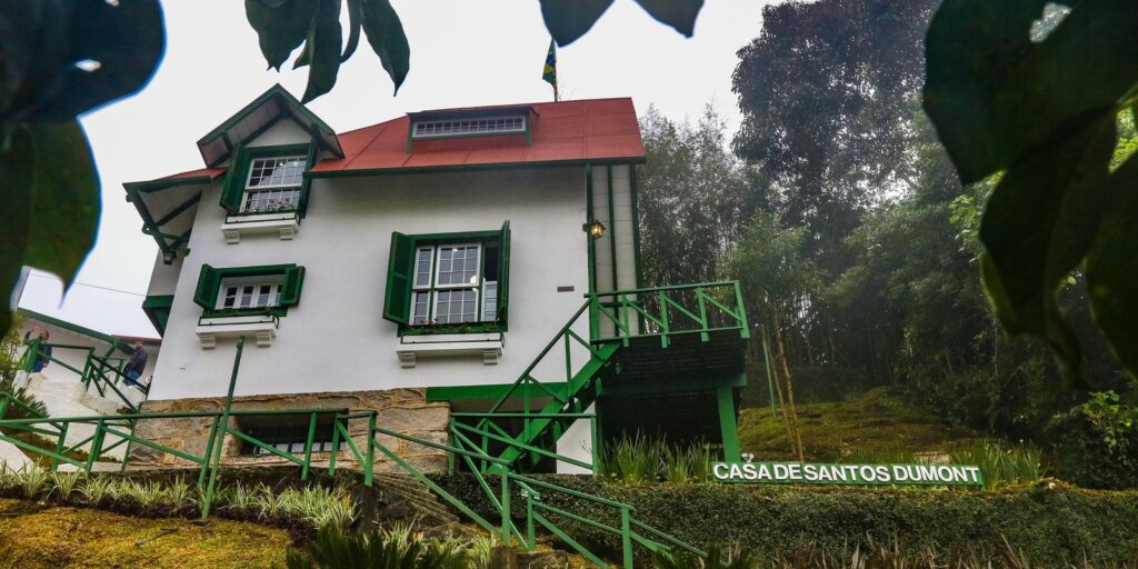 Museu em casa onde morou Santos Dumont é reinaugurado em Petrópolis/RJ