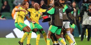 Jamaica bate Panamá por 1 a 0 e complica Brasil na Copa do Mundo