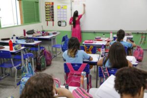 Nova lei prevê estímulo a matrículas nas escolas em tempo integral – Notícias