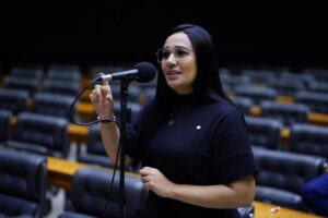 Comissão aprova projeto que obriga cinemas a oferecerem sessões adaptadas a pessoas do espectro autista – Notícias