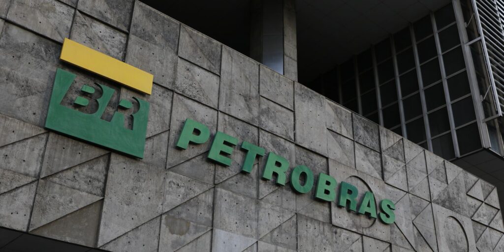 Dividendos pagos pela Petrobras no 1º semestre superam concorrentes