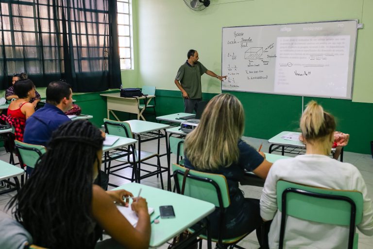 Câmara dos Deputados aprova urgência para cinco propostas da área educacional – Notícias