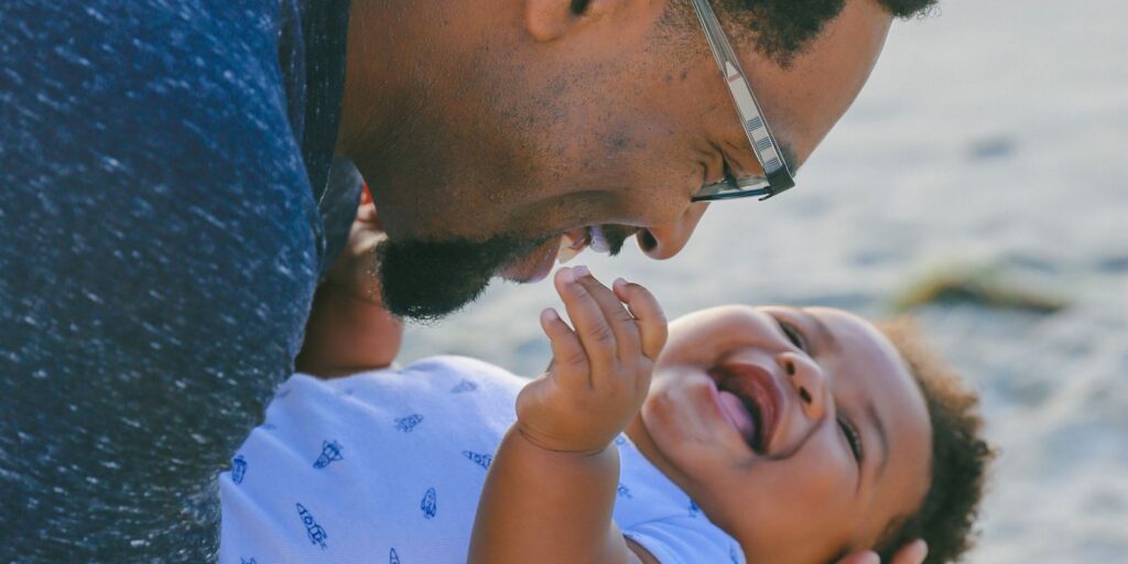 Pesquisa mostra que paternidade é desafio para homens negros