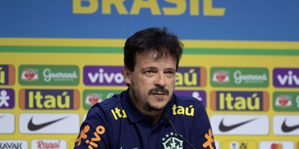 Diniz faz primeira convocação para Eliminatórias da Copa do Mundo 2026