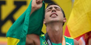 Brasil abre Mundial de atletismo com bronze de Caio Bonfim na marcha