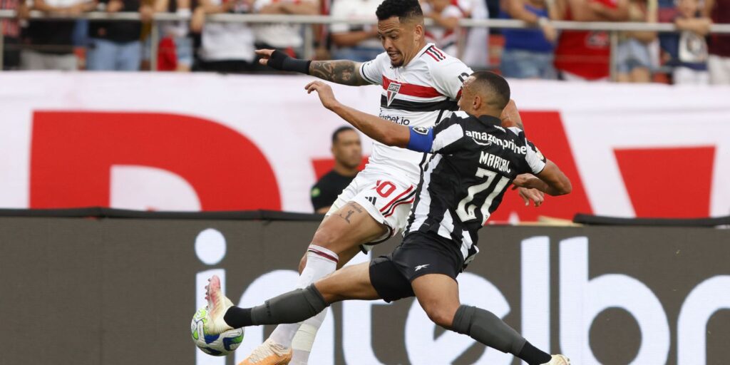 Botafogo e São Paulo ficam no 0 a 0 no estádio do Morumbi