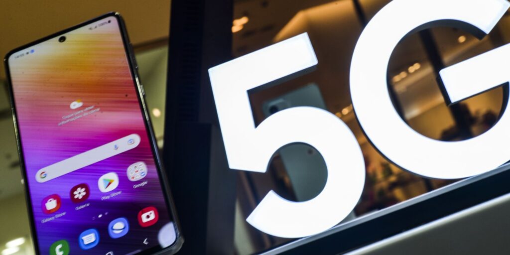 Anatel autoriza ativação de rede 5G em mais 100 municípios