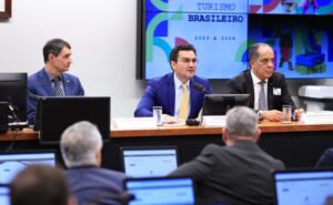 Preço das passagens é entrave ao desenvolvimento do turismo no Brasil, diz ministro – Notícias