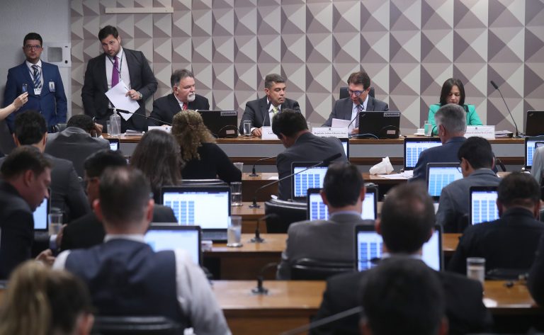 CPMI do 8 de janeiro aprova quebra de sigilos de Zambelli e reconvocação de Mauro Cid – Notícias