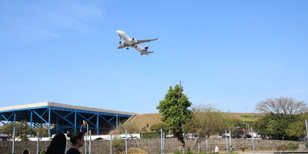 Aeroporto de Congonhas cancela voos após alarme falso de sequestro