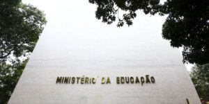 Prazo de adesão ao Programa Escola em Tempo Integral termina amanhã