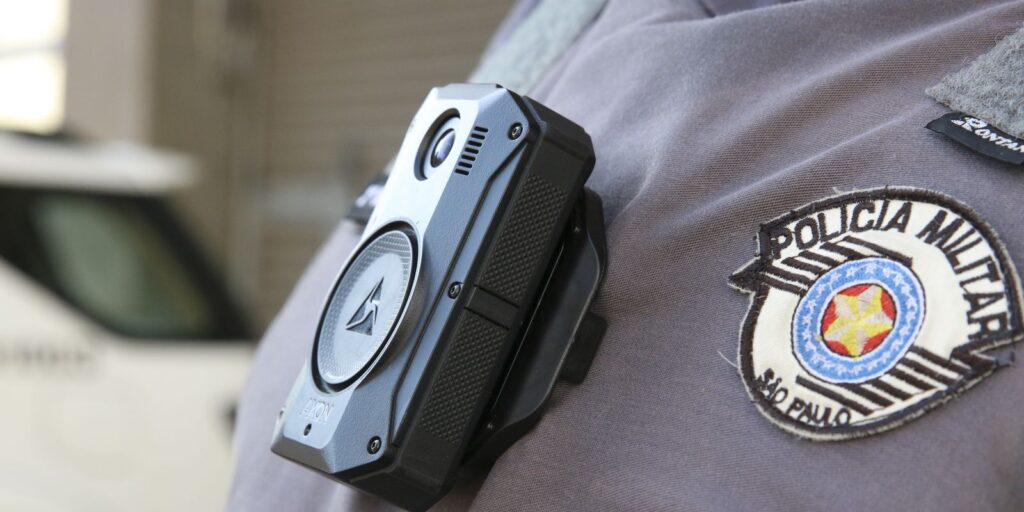 PMs de São Paulo deverão manter câmeras corporais ligadas