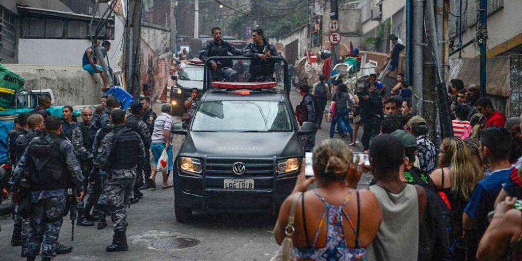 Ações policiais em favelas causam prejuízo de R$ 14 milhões por ano