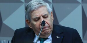 General Augusto Heleno nega participação em atos golpistas