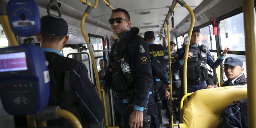 Governo cria 100 mil bolsas para capacitar agentes de segurança