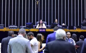 No Dia Nacional de Luta Contra a Violência à Mulher, deputadas cobram avanços – Notícias