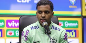 Rodrygo não espera jogo aberto contra o Uruguai, mas sim pressão