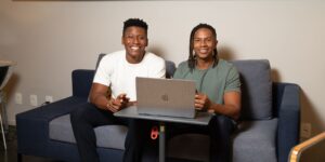 Identificação e acolhimento motivam procura por médicos negros