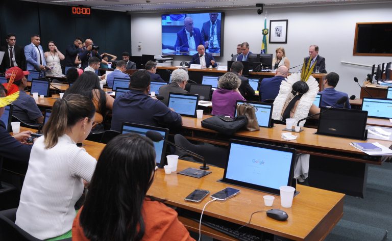 Conselho de Ética vota processos por quebra de decoro contra dois deputados – Notícias