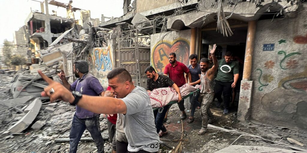 Número de mortos em Gaza sobe para 9.061; Israel mata líderes do Hamas