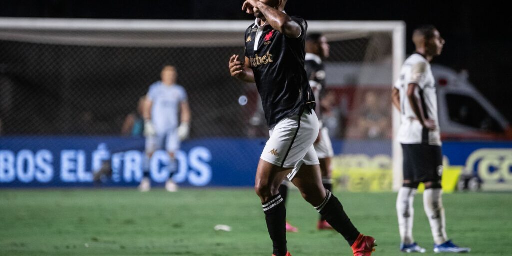 Vasco vence Botafogo por 1 a 0 e deixa Z4 do Brasileiro