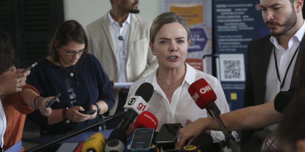 Fachin vota por rejeitar mais uma denúncia contra Gleisi Hoffmann