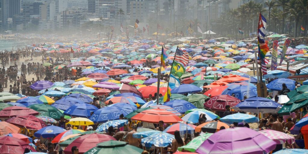 Onda de calor atinge 2,7 mil cidades e deve durar até sexta-feira