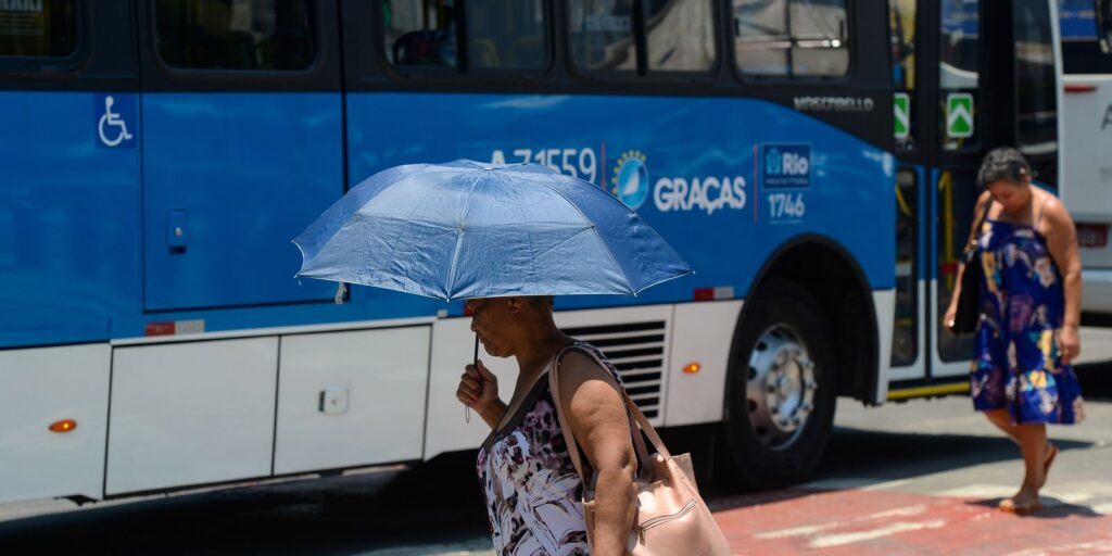 Rio tem mais uma manhã com sensação térmica acima de 50°C