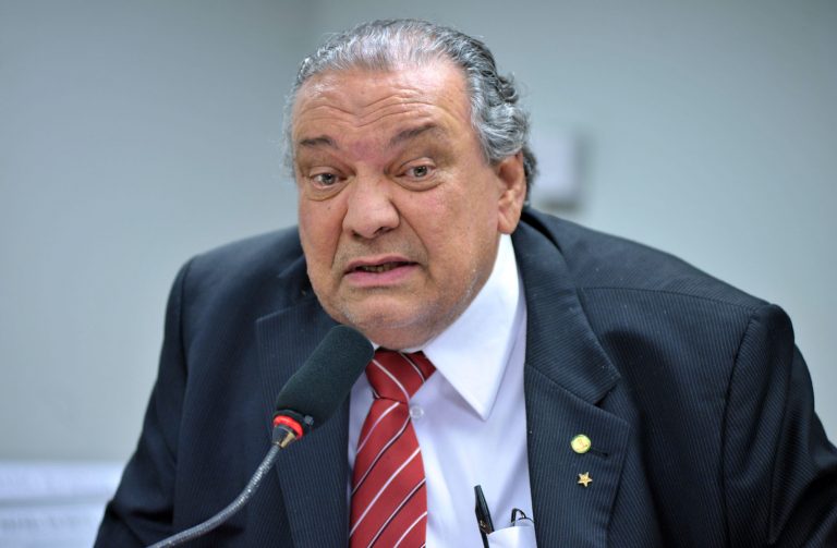 Comissão de Desenvolvimento Urbano promove homenagem ao ex-deputado Zezéu Ribeiro – Notícias