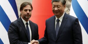 Uruguai quer acelerar parceria comercial com China e Mercosul