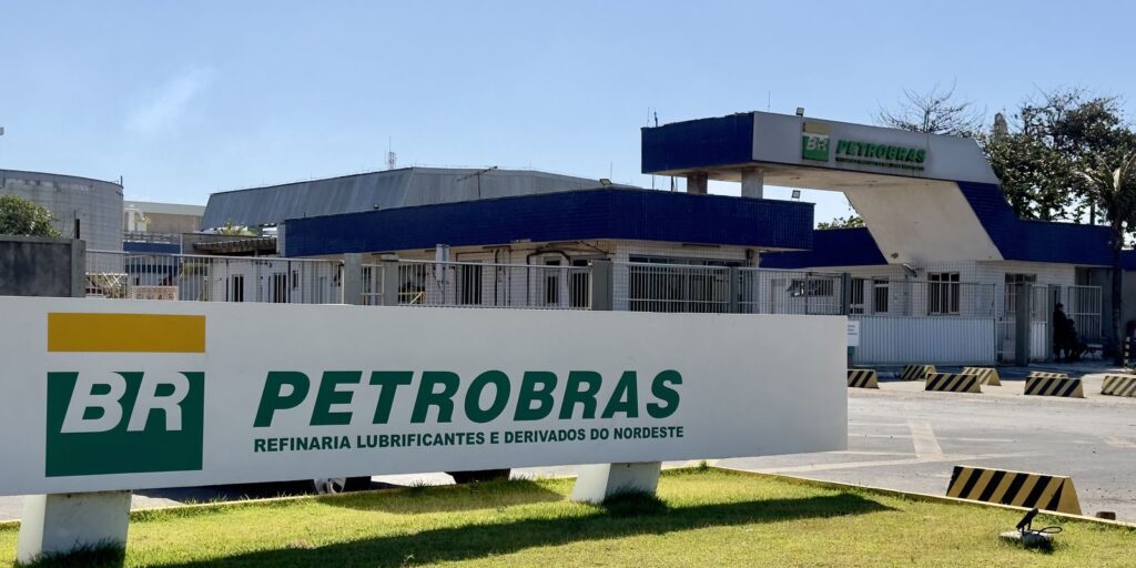 Petrobras desiste da venda de refinaria no Ceará