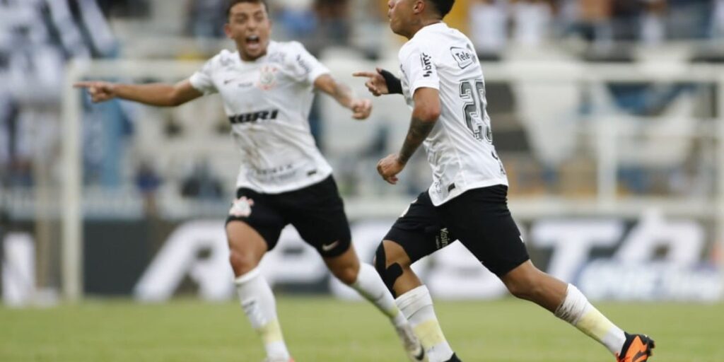 Corinthians supera Guarani nos pênaltis e segue vivo na Copinha