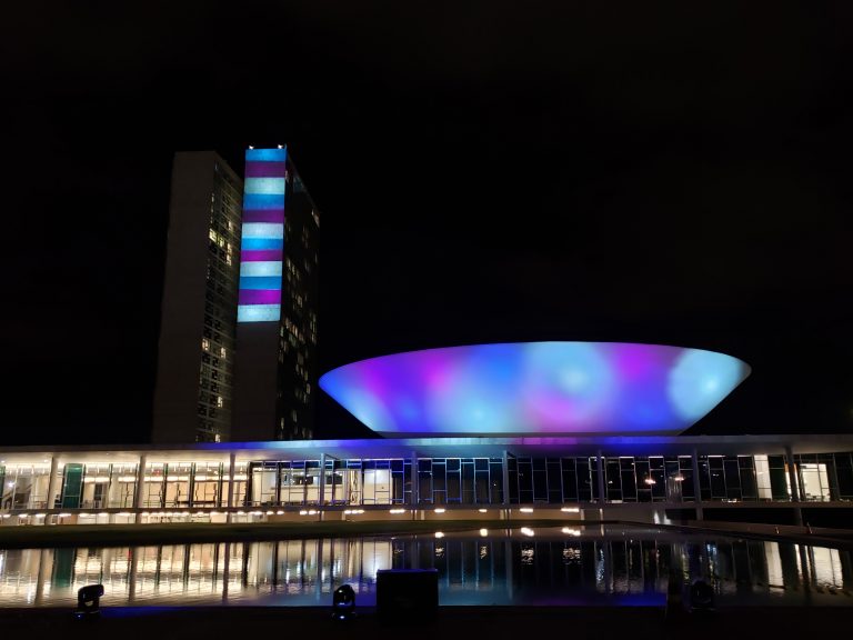 Iluminação da Câmara dos Deputados celebra Dia da Visibilidade Trans – Notícias