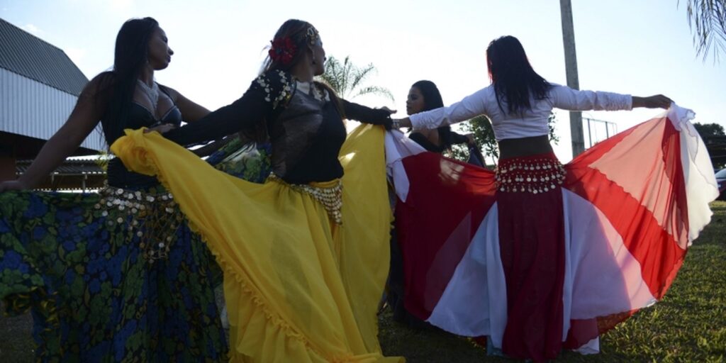 Caravana ouve demandas de povos ciganos por políticas públicas