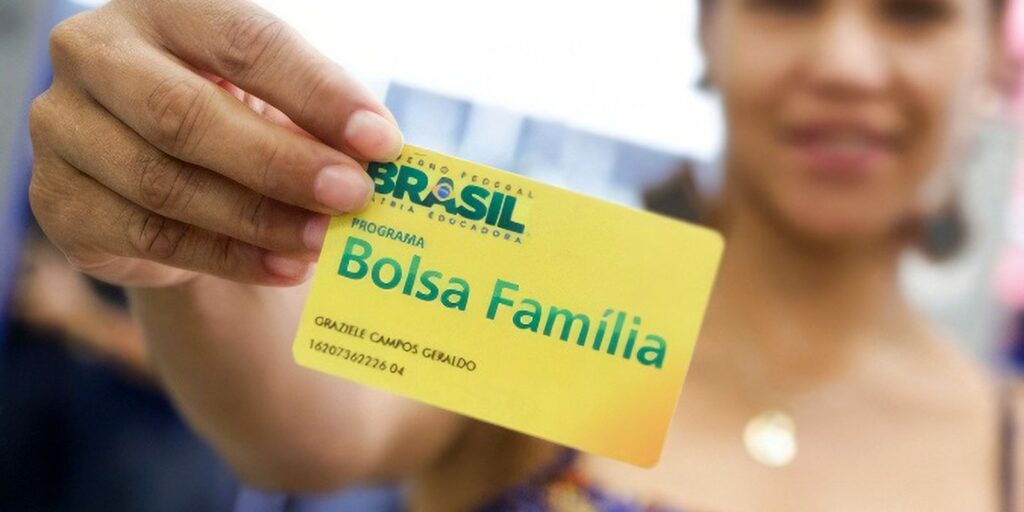 Caixa paga novo Bolsa Família a beneficiários com NIS de final 9