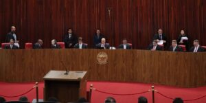 TSE aprova lista tríplice para vaga no TRE-PR