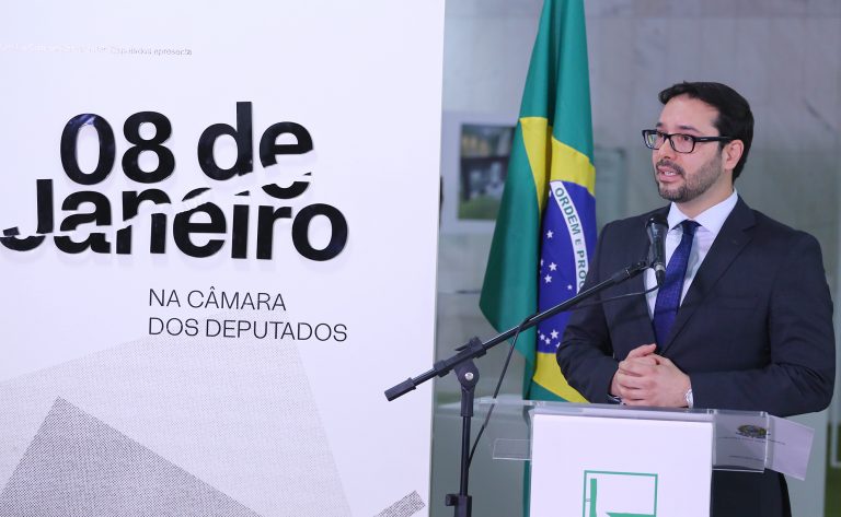 Exposição sobre 8 de janeiro na Câmara é aberta ao público e poderá assumir caráter permanente – Notícias